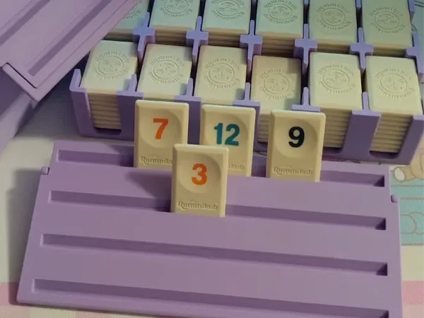 拉密收纳 rummikub