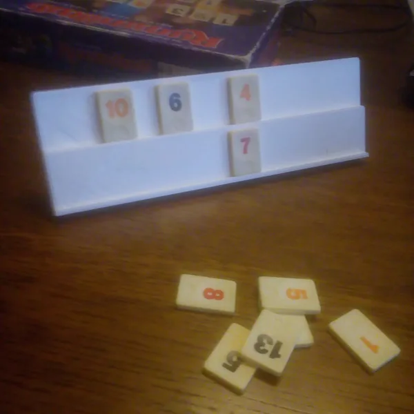 Rummikub stand