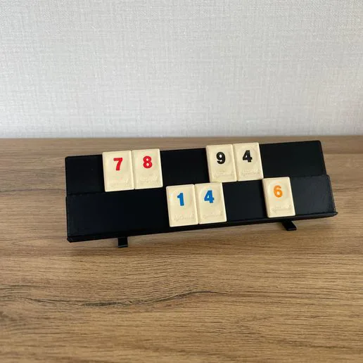 Rummikub tile holder