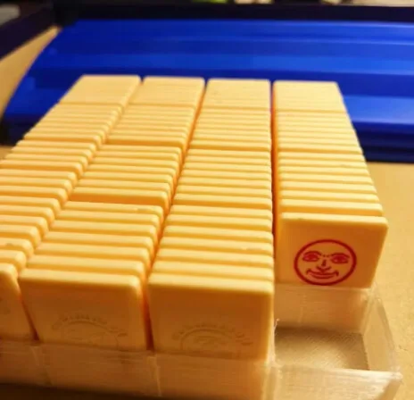 Almacenamiento de Rummikub, juego de mesa israelí