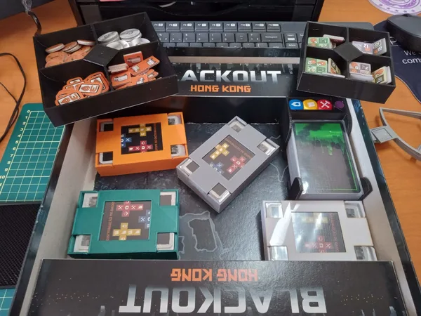Blackout: Hong Kong insert