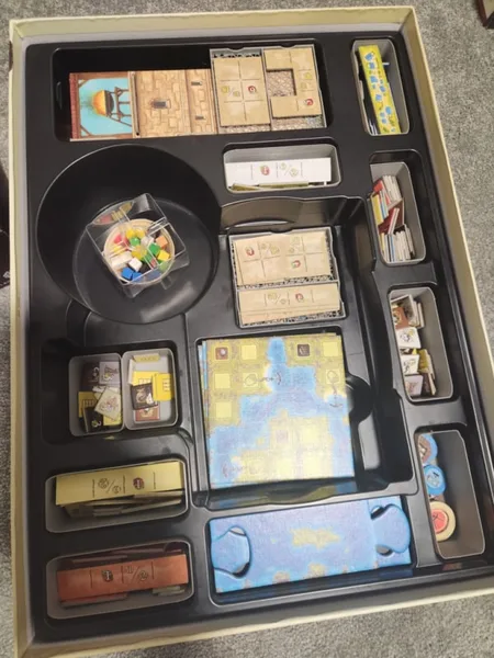 Amerigo Board Game insert
