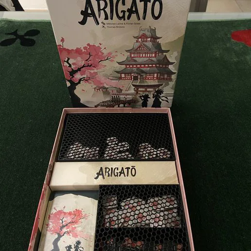 ARIGATO insert set