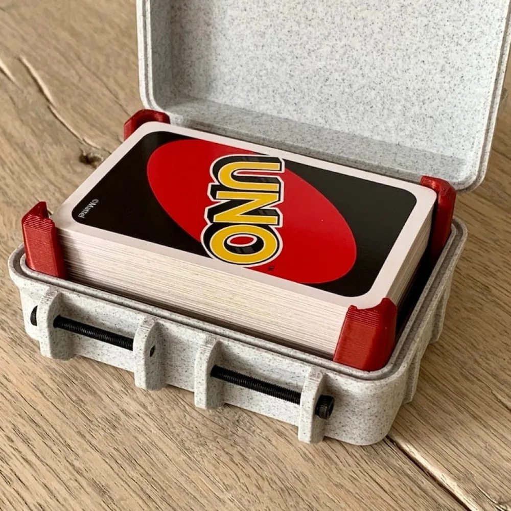 Uno box