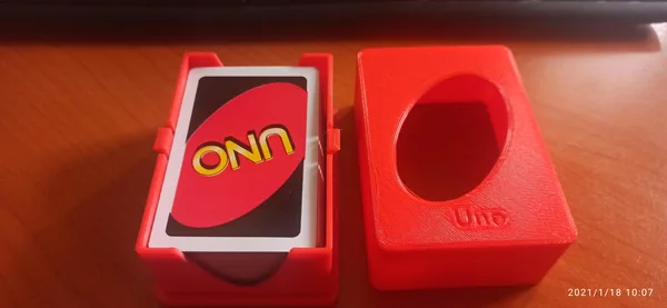 Uno Box Holder