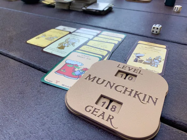 Munchkin Level Counter and Gear Tracker