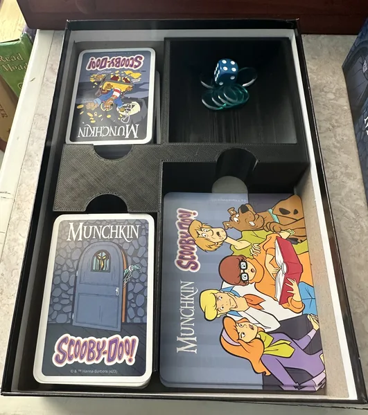 Munchkin Cobranded box insert