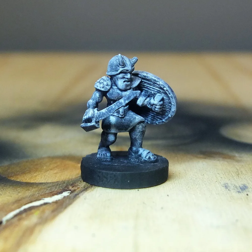 Rage Munchkin Barbarian (32mm/18mm Warrior)
