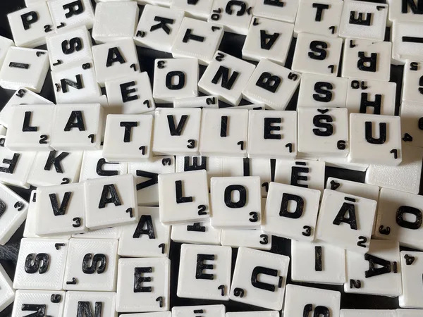 Scrabble Tiles (Latvian)