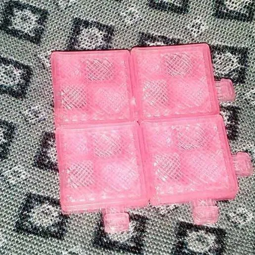 Interlocking scrabble/jigsaw/puzzle tile (two directions only), empty faced