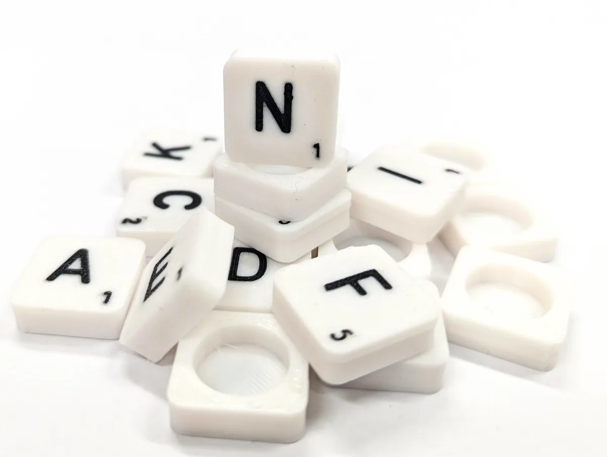 Scrabble letter tile/rock/stone - N