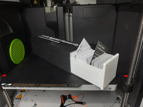 Cards against humanity box (diy edition)