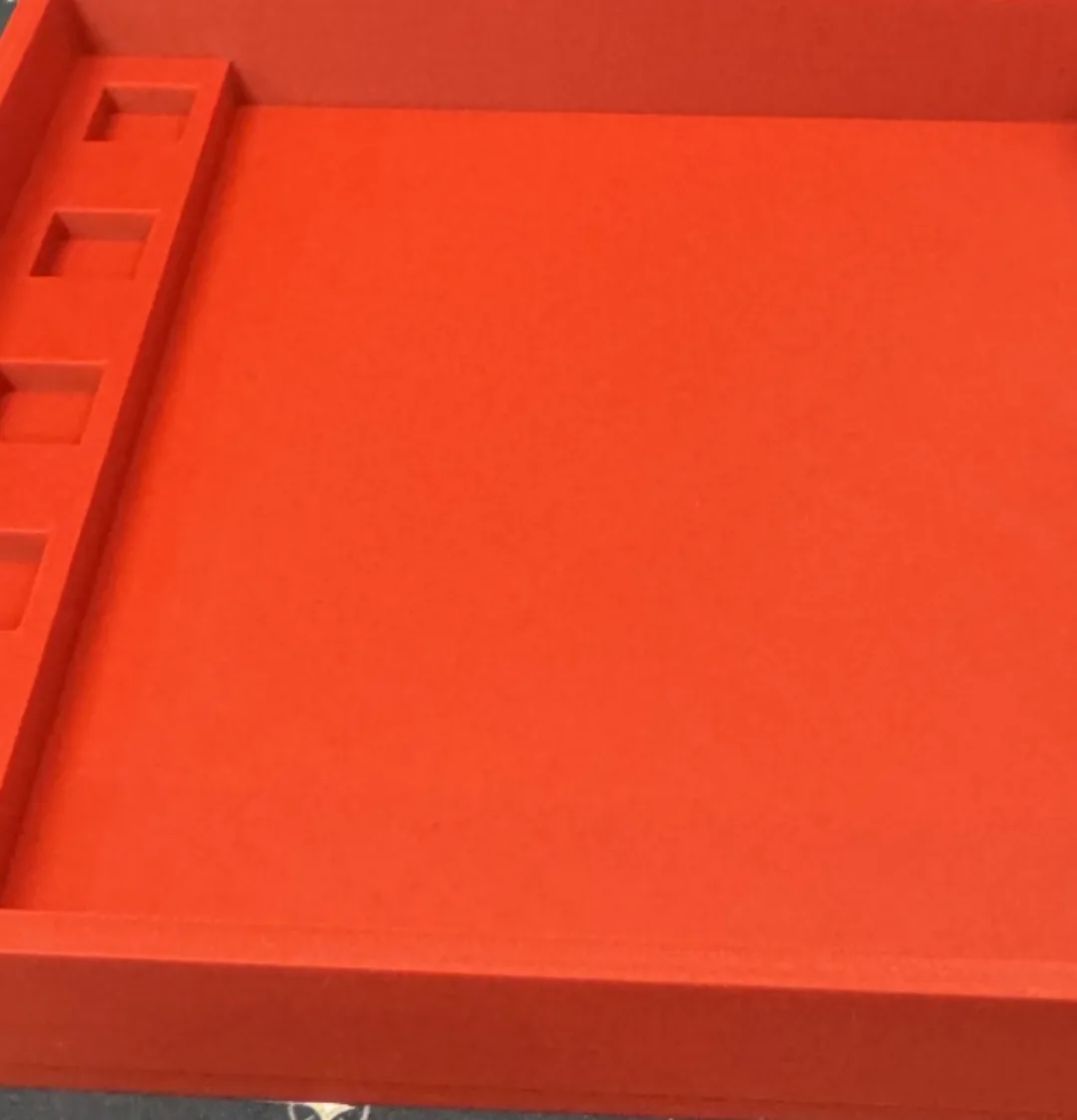 yahtzee tray with dice holder