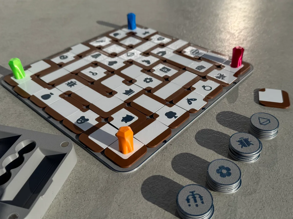 Labyrinth Board Game