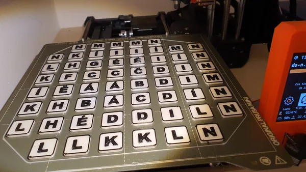 Czech version of Bananagrams game
