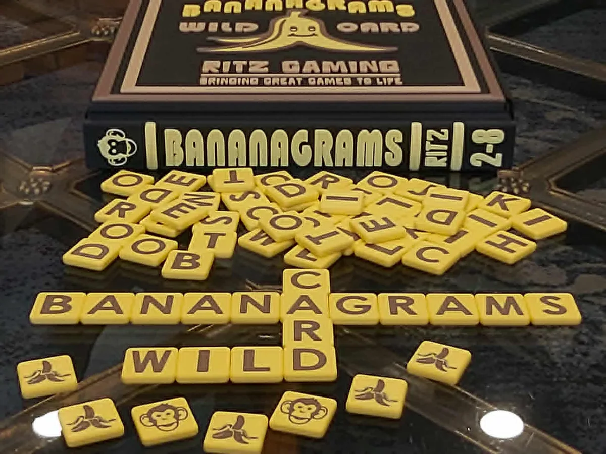 BANANAGRAMS (Wild Card) - Bookcase Edition