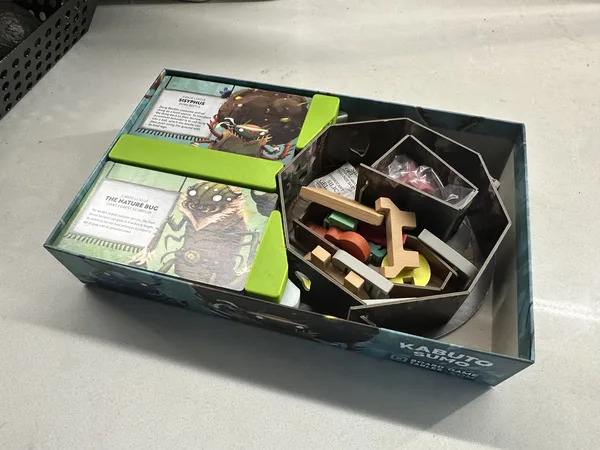 Kabuto sumo insert card holder