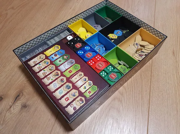 The Castles of Burgundy Deluxe Edition organizer insert