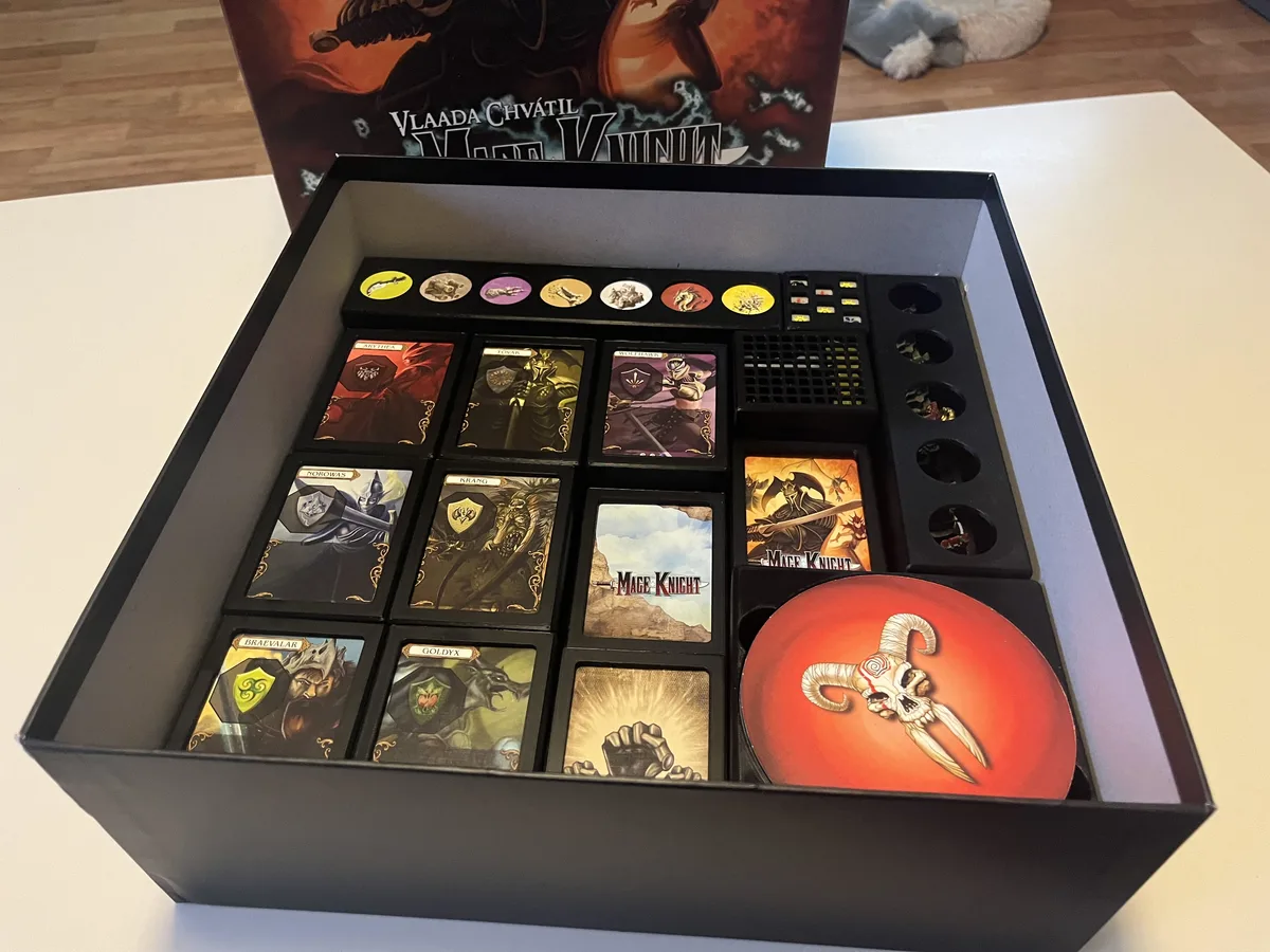 Mage Knight Insert - Ultimate Edition - No Sleeves Remix