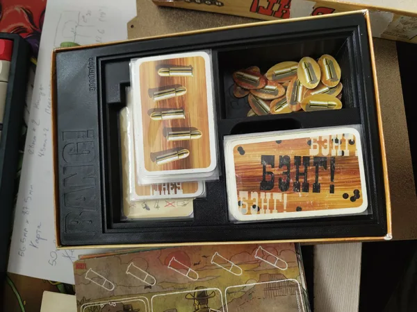 Card tray for "Bang!"