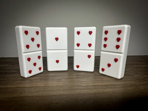 Cupid's Dominoes