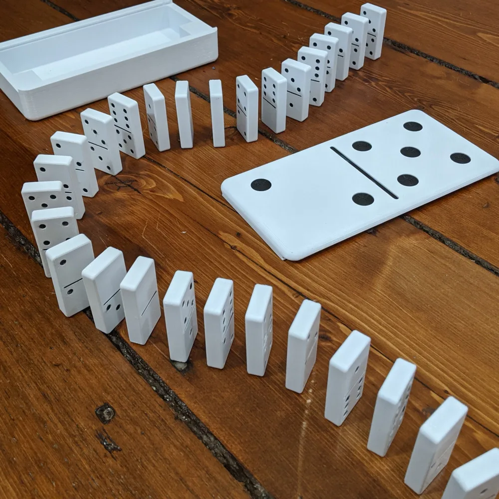 3D Printed Dominoes Set with Large Domino Carrying Case