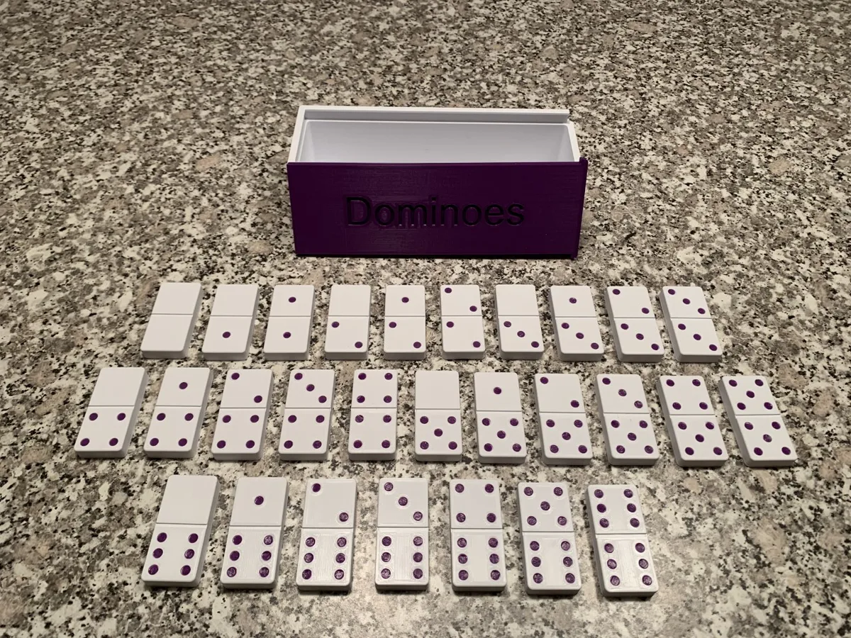 Set of Dominoes with Box