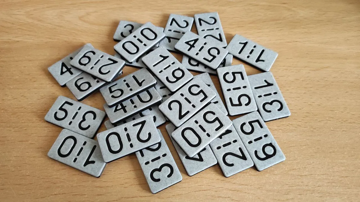 Dominoes Plus - up to 8 players - Racks and Boxes included!