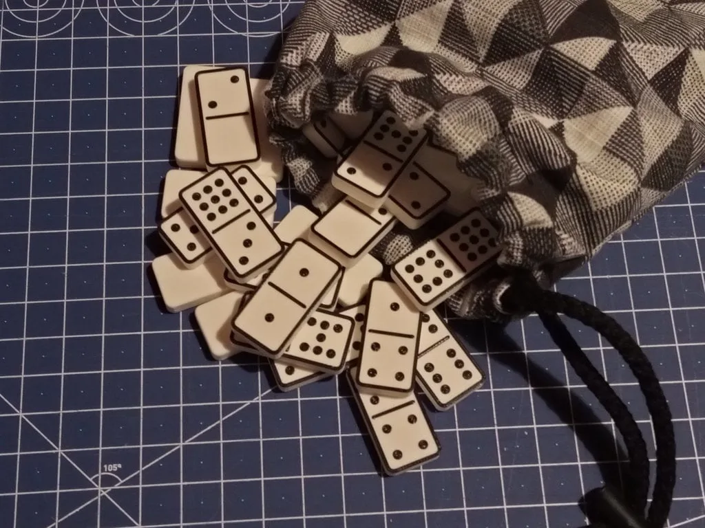 Double nine dominoes set