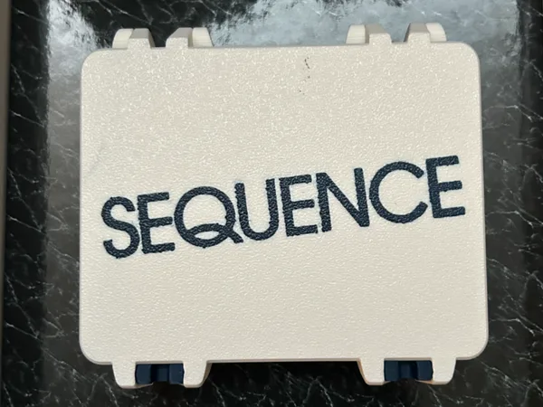 Sequence Snaplock Box