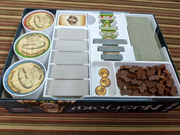Nusfjord & Expansions Organizer.