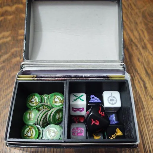 Dungeon Roll dice game insert and organizer