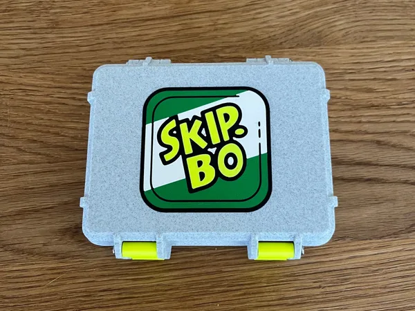 SKIP-BO Kartenbox