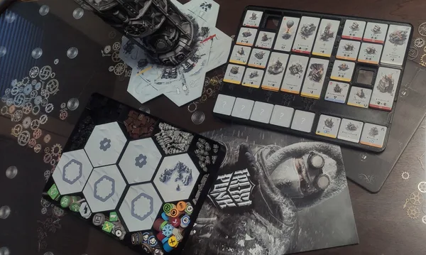 Frostpunk board game organiser