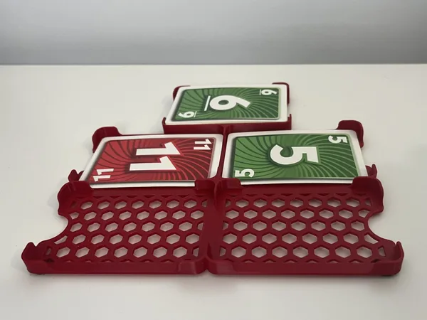 Compact Skip-Bo Card Organizer (180×180 Bed) – Stock & 4 Discard Piles