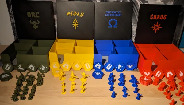 Organizadores y Almacenamiento de Facciones de Forbidden Stars