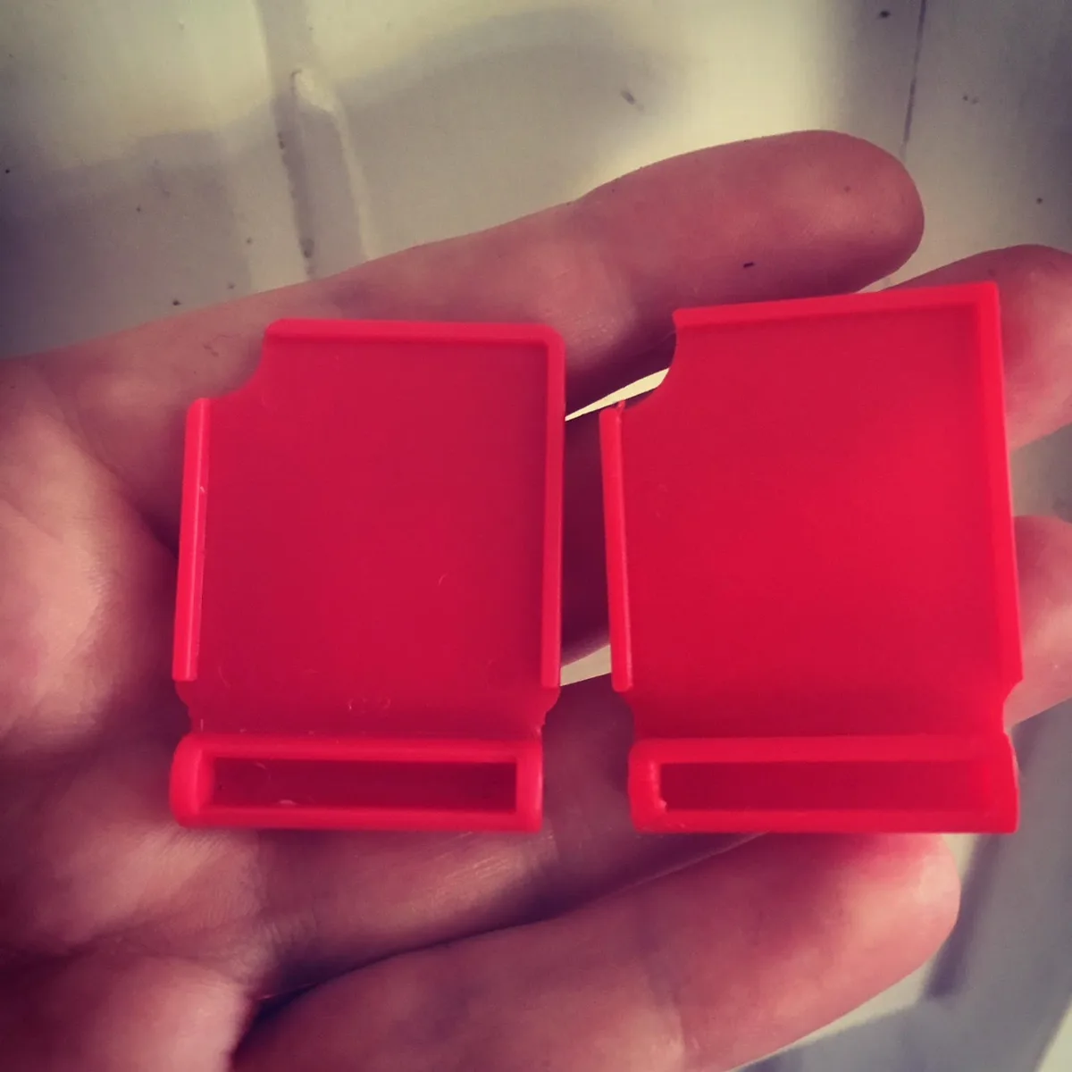 Guess Who replacement cover