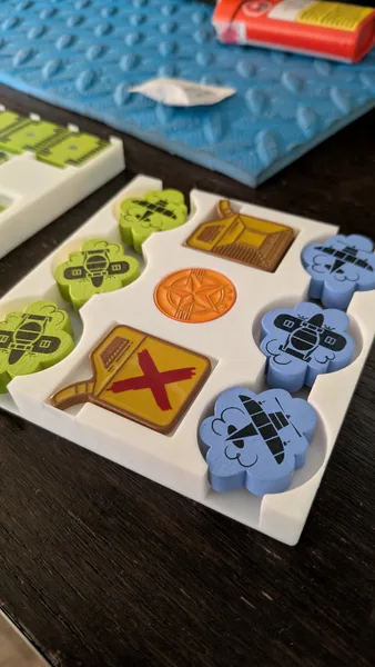 Gruntz insert remix adding Deluxe Supplies tray