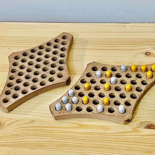 Chinese Checkers for Two Board Game