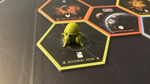 Brink Board Game | Shield Lattice Miniature