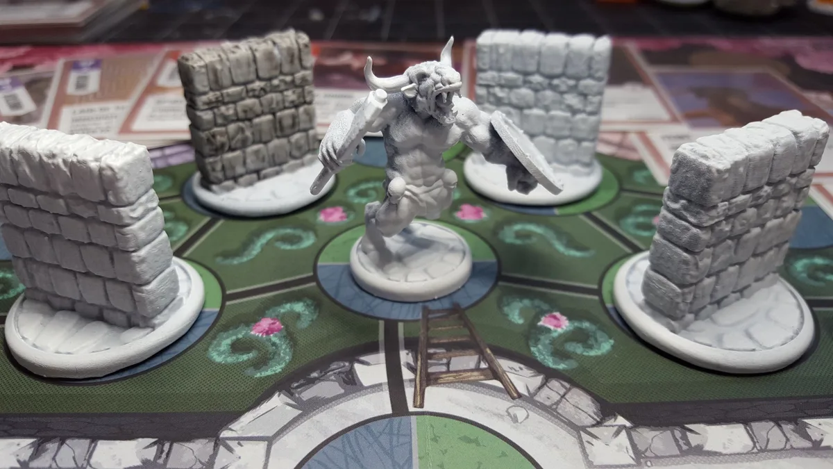 Unmatched: Minotaur and Labyrinth