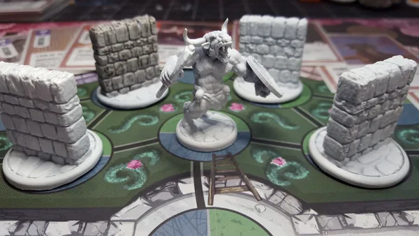 Unmatched: Minotaur and Labyrinth