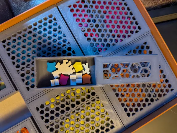 Cascadero board game insert