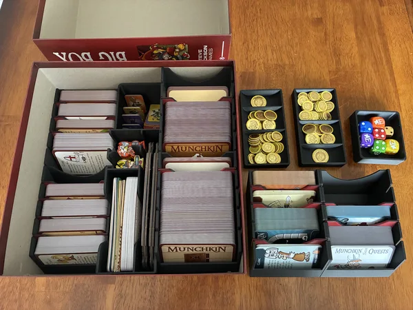 Munchkin Big Box Organizer