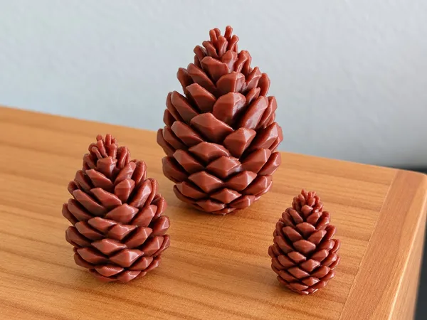 Pinecone Miniature
