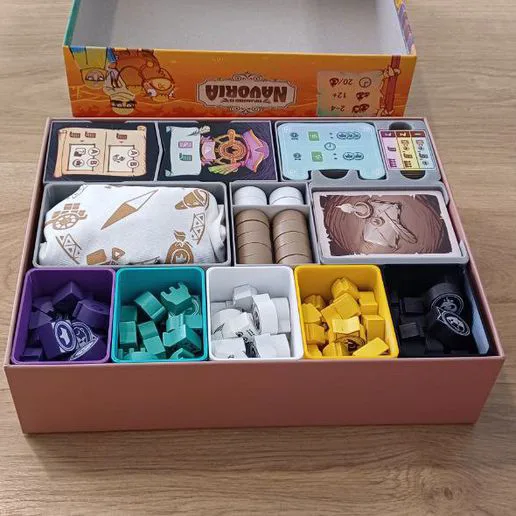 Navoria Explorers insert with expansion