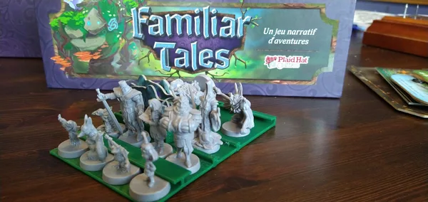 Familiar tales box organiser