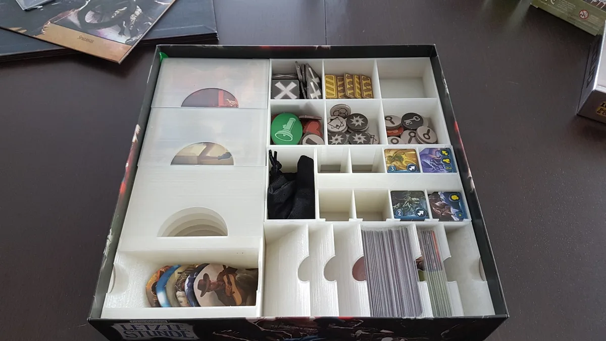 Arkham Horror Final Hour Insert