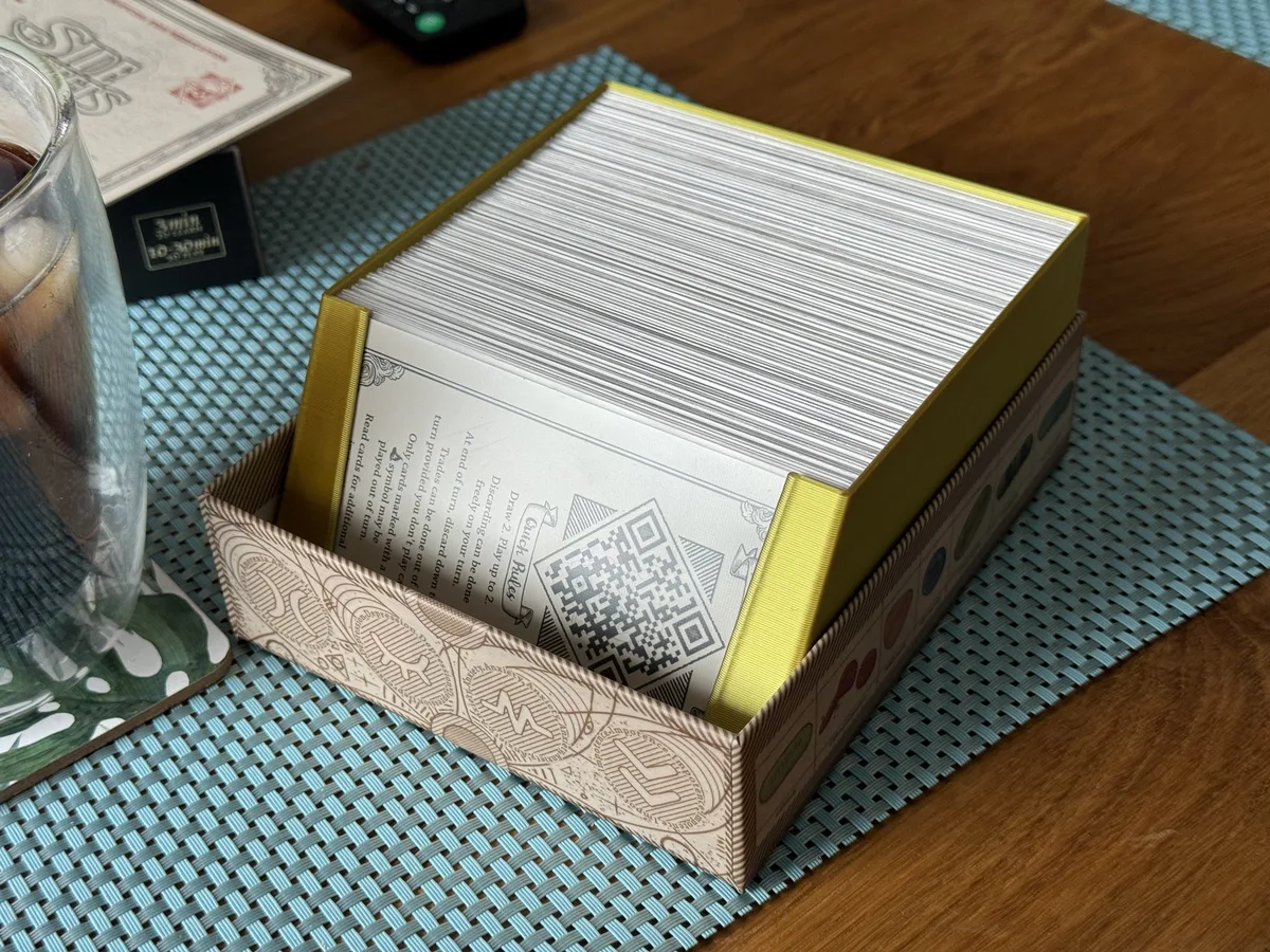 Side Effects - Insert for sleeved cards - for base game and expansion