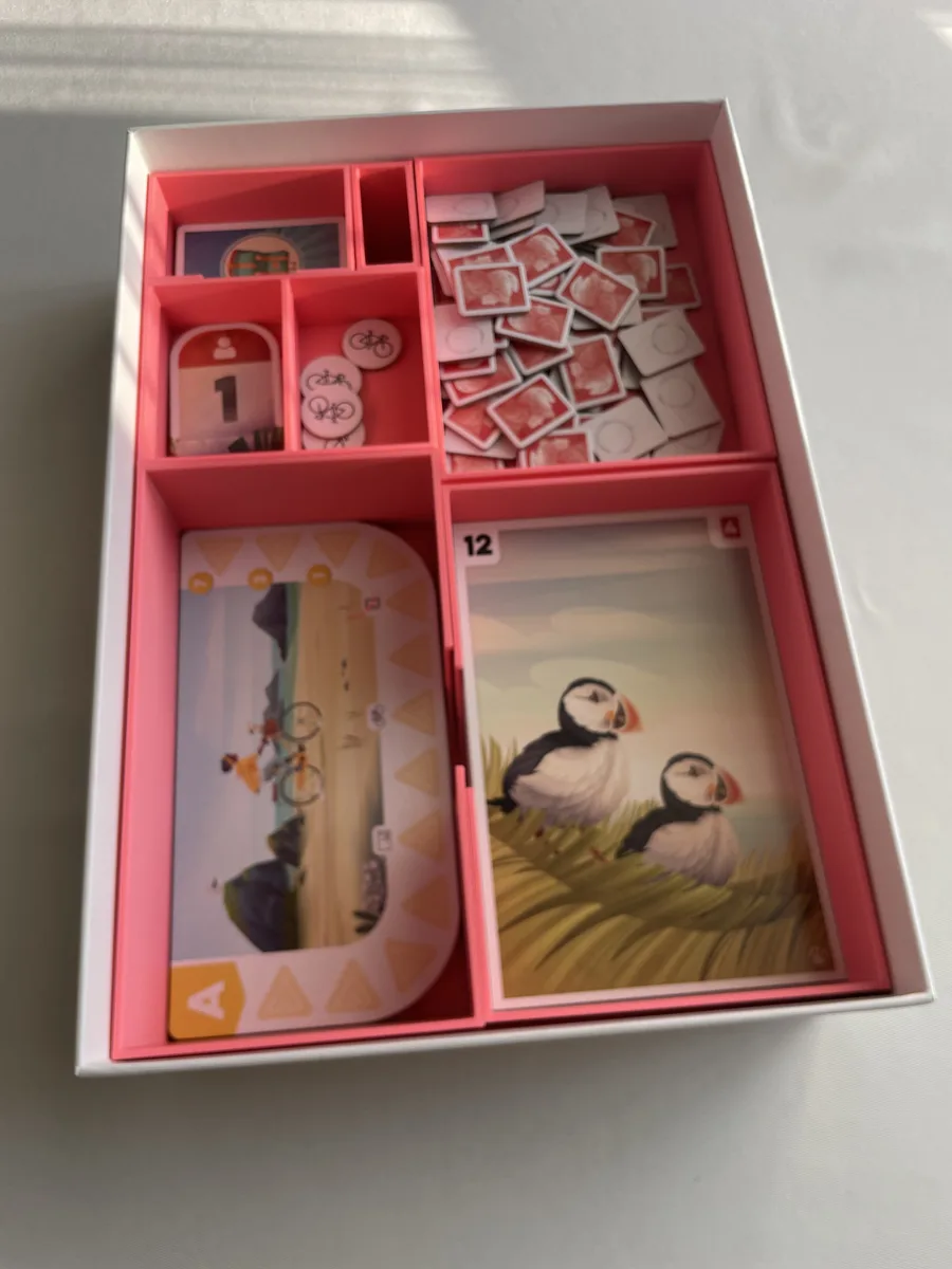 Insert compatible with boardgame Postcards (Pohlednice)